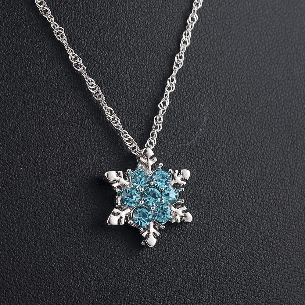 Aqua Flower Star Curb Chain Pendant