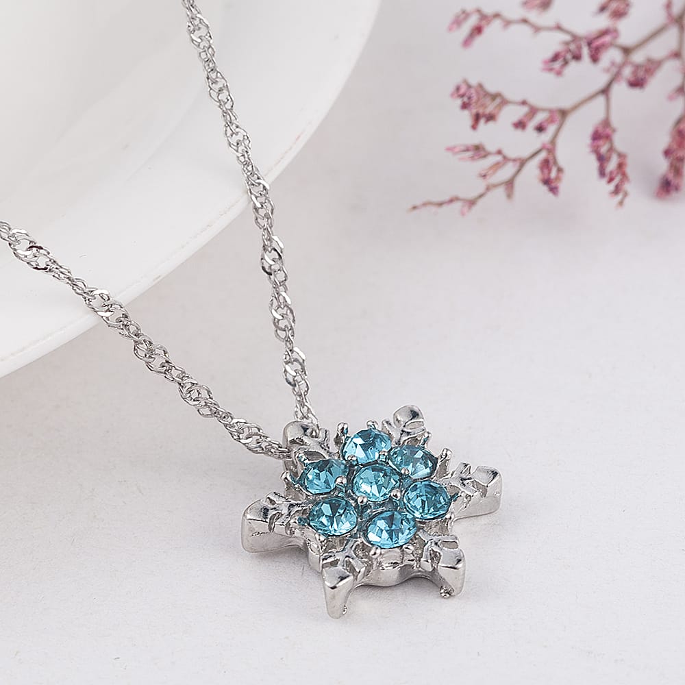 Aqua Flower Star Curb Chain Pendant