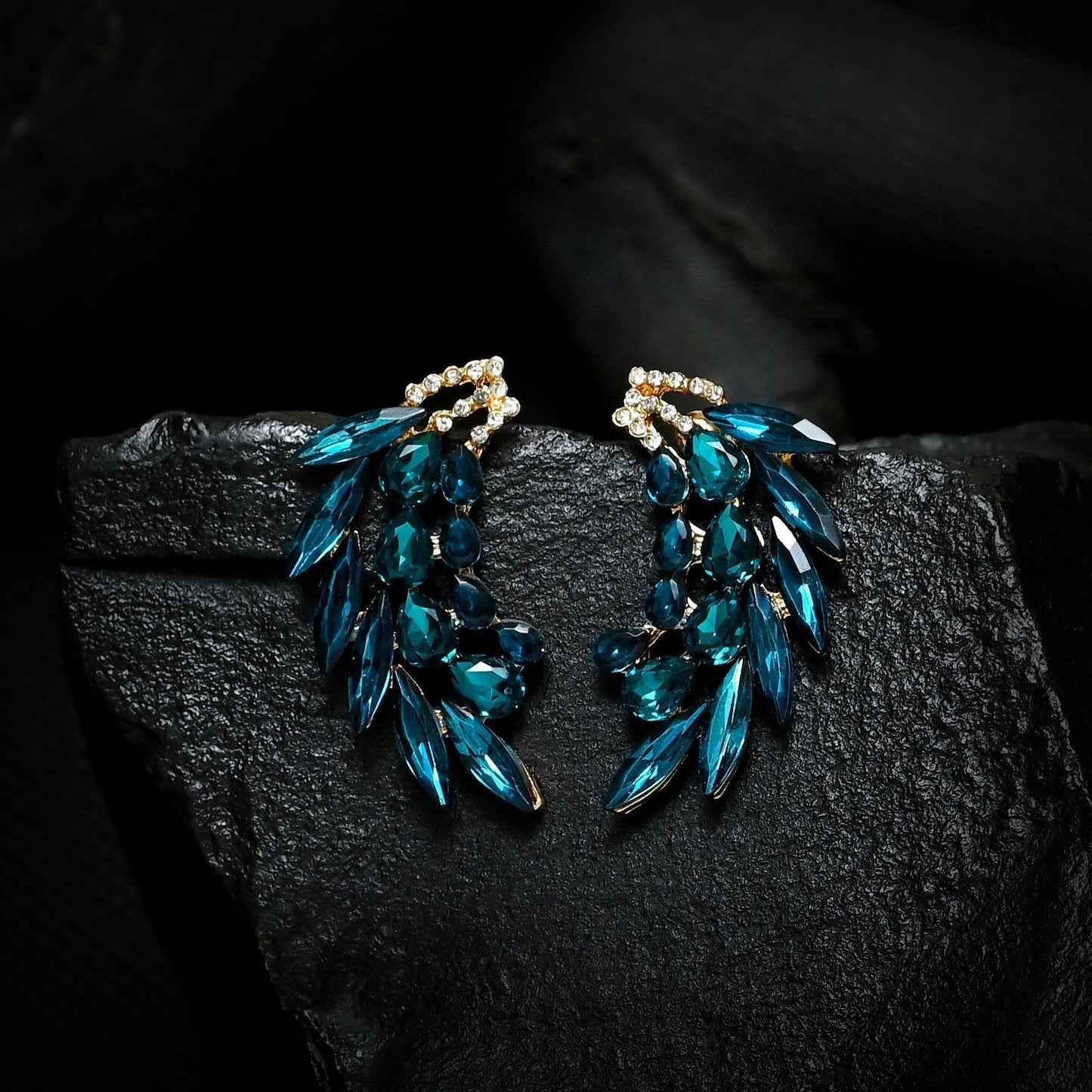 Wing Of Elegance Earrings (CR-02)